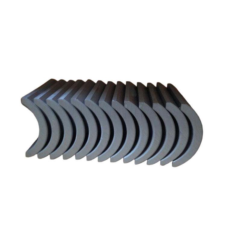 Ferrite arc magnets