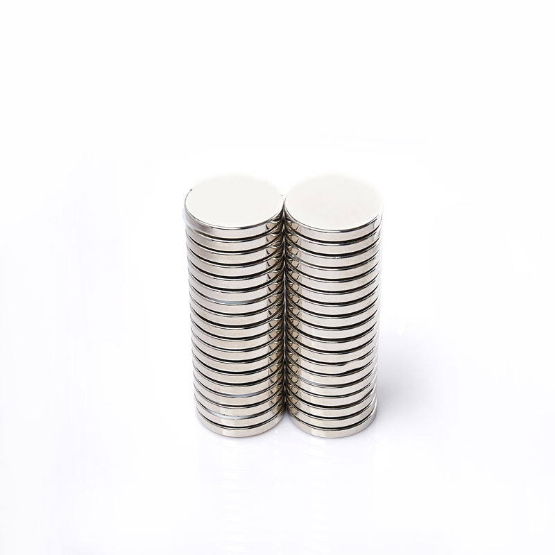 Stacked disc magnets